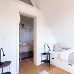 Grosse Penthouse Mit Meerblick, Sonnenterrasse & Luxusbad Von 