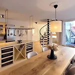 شقة Grosse Penthouse Mit Meerblick, Sonnenterrasse & Luxusbad Von 