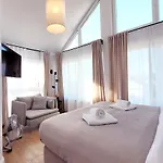 شقة Grosse Penthouse Mit Meerblick, Sonnenterrasse & Luxusbad Von 