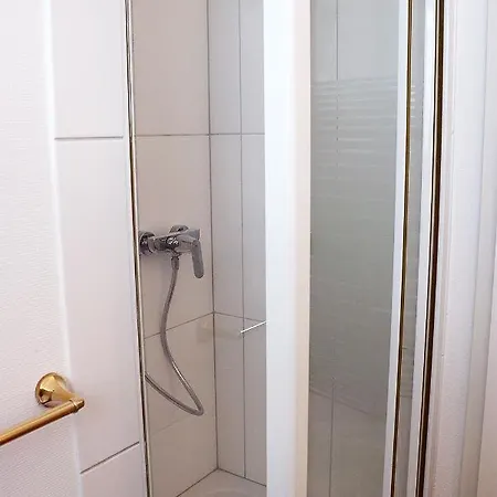 Apartamento Grosse Penthouse Mit Meerblick, Sonnenterrasse & Luxusbad Von 