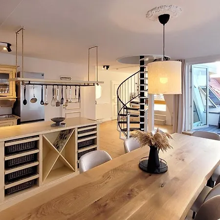 Apartment Grosse Penthouse Mit Meerblick, Sonnenterrasse & Luxusbad Von 