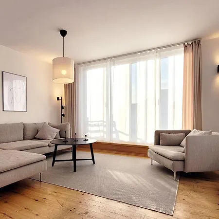 Grosse Penthouse Mit Meerblick, Sonnenterrasse & Luxusbad Von 