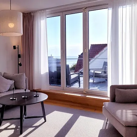 Grosse Penthouse Mit Meerblick, Sonnenterrasse & Luxusbad Von 
