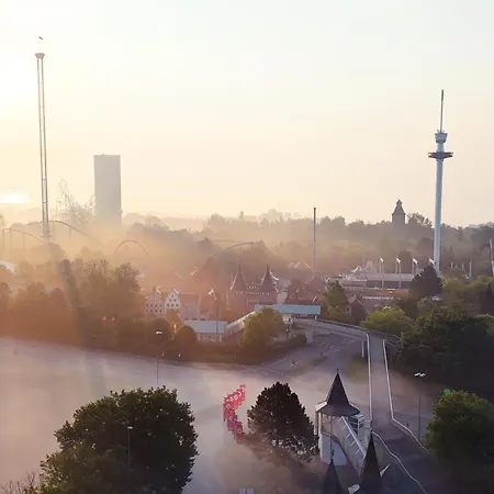 Grosse Penthouse Mit Meerblick, Sonnenterrasse & Luxusbad Von 